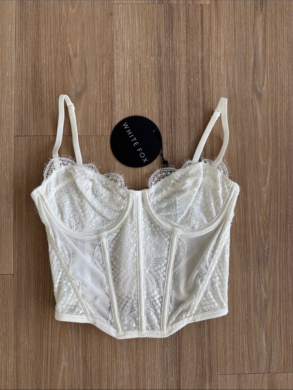 White Fox Boutique Women’s White Lace Bustier New with Tags